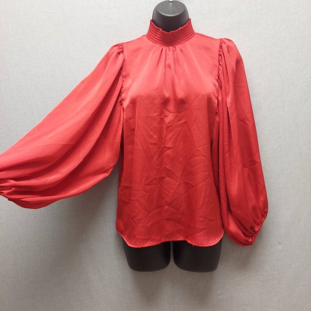 Vince Camuto Blouse‎ S Red Mock Neck Balloon Sleeve Pleated Smocked Keyhole Top
